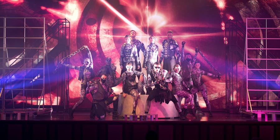 Evolution 2017 Performance (Photo: P&O Cruises) Evolution 2017 Performance (Photo: P&O Cruises)