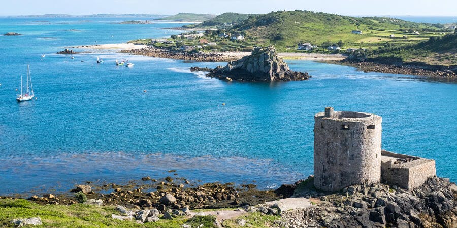 Cromwell Castle Tresco and Bryher, Scilly Isles, Cornwall, UK (Photo: Neil Duggan/Shutterstock) Cromwell Castle Tresco and Bryher, Scilly Isles, Cornwall, UK (Photo: Neil Duggan/Shutterstock)