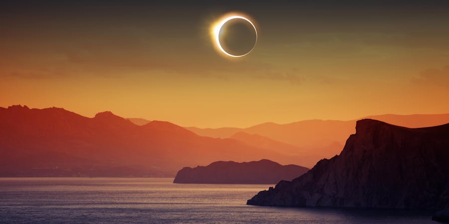 The Total Solar Eclipse (Photo: IgorZh/Shutterstock) The Total Solar Eclipse (Photo: IgorZh/Shutterstock)