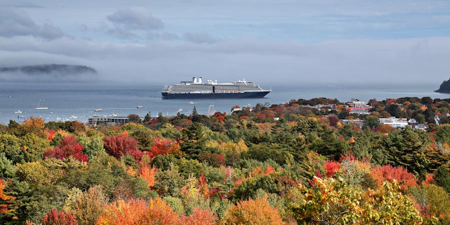 Holland America vessel cruising near fall foliage (Photo: Randall Vermillion/Shutterstock) Holland America vessel cruising near fall foliage (Photo: Randall Vermillion/Shutterstock)