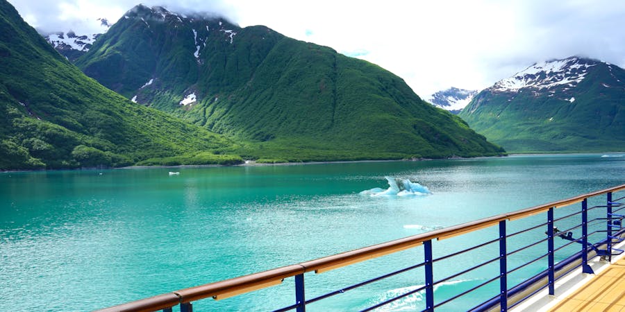Sailing away from Hubbard Glacier, through Yakutat Bay, Alaska on a cruise ship (Photo: Sanja_K/Shutterstock) Sailing away from Hubbard Glacier, through Yakutat Bay, Alaska on a cruise ship (Photo: Sanja_K/Shutterstock)