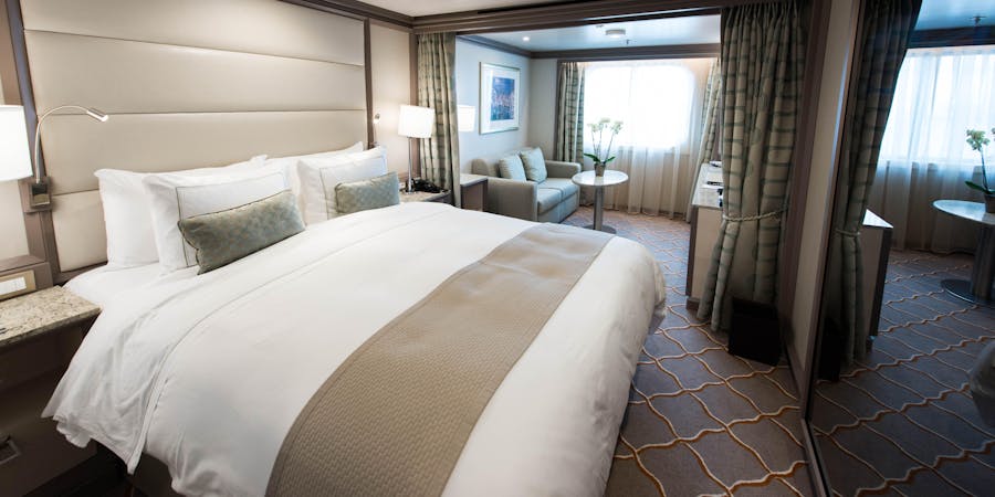 The Vista Suite on Silver Muse (Photo: Cruise Critic) The Vista Suite on Silver Muse (Photo: Cruise Critic)
