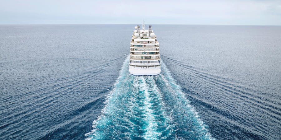 Silver Moon (Photo: Silversea) Silver Moon (Photo: Silversea)