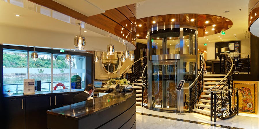 Guest Services desk on AmaKristina (Photo: Franz Neumeier/Cruise Critic Contributor) Guest Services desk on AmaKristina (Photo: Franz Neumeier/Cruise Critic Contributor)