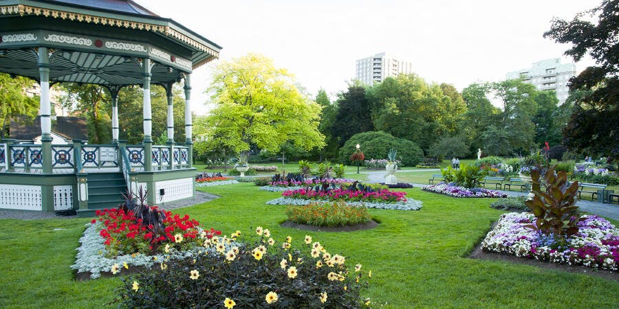 Halifax Public Gardens (Photo: Adwo/Shutterstock) Halifax Public Gardens (Photo: Adwo/Shutterstock)