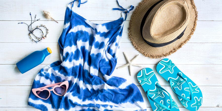 Womens Summer Outfit (Photo: kitzcorner/Shutterstock) Womens Summer Outfit (Photo: kitzcorner/Shutterstock)