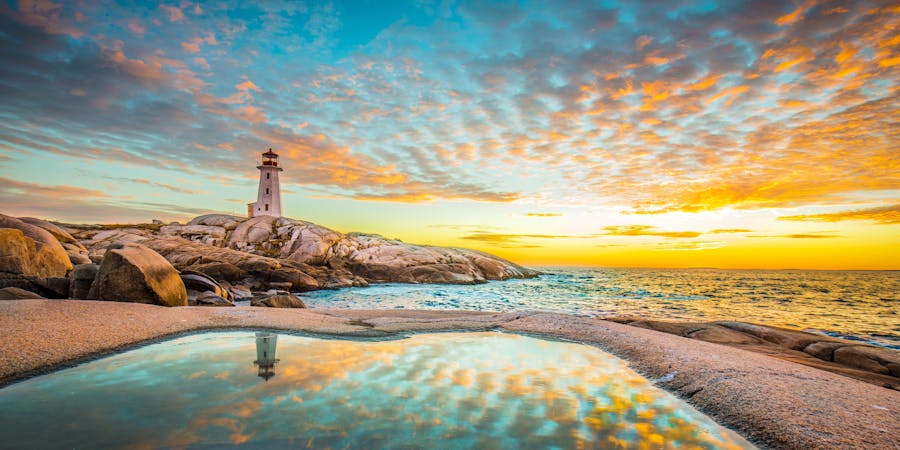Peggy's Cove, Halifax, Nova Scotia (Photo: Denna Jiang/Shutterstock) Peggy's Cove, Halifax, Nova Scotia (Photo: Denna Jiang/Shutterstock)