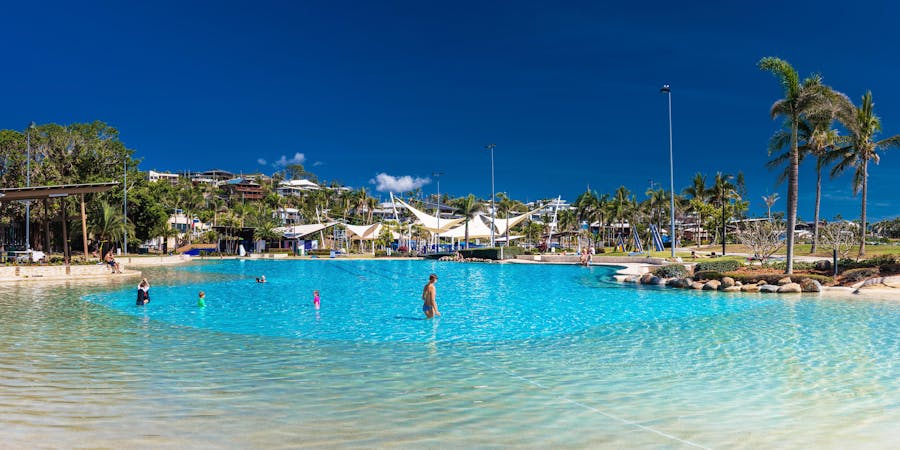 Airlie Beach, Queensland, Australia (Photo: Martin Valigursky/Shutterstock) Airlie Beach, Queensland, Australia (Photo: Martin Valigursky/Shutterstock)