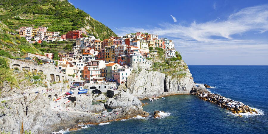 La Spezia (Cinque Terre) (Photo:volkova natalia/Shutterstock) La Spezia (Cinque Terre) (Photo:volkova natalia/Shutterstock)