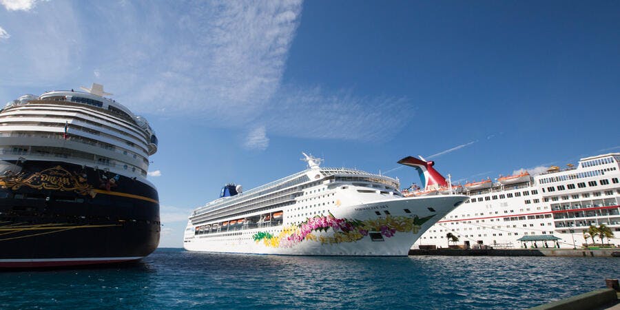 Ship Exterior on Norwegian Sky Ship Exterior on Norwegian Sky
