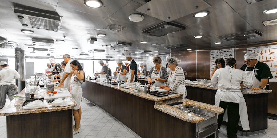 Culinary Center on Oceania's Riviera (Photo: Cruise Critic) Culinary Center on Oceania's Riviera (Photo: Cruise Critic)