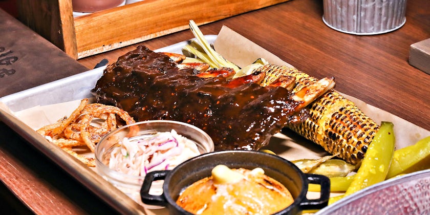 Entree served at Guy's Pig & Anchor Bar-B-Que Smokehouse (Photo: Carnival Cruise Line)