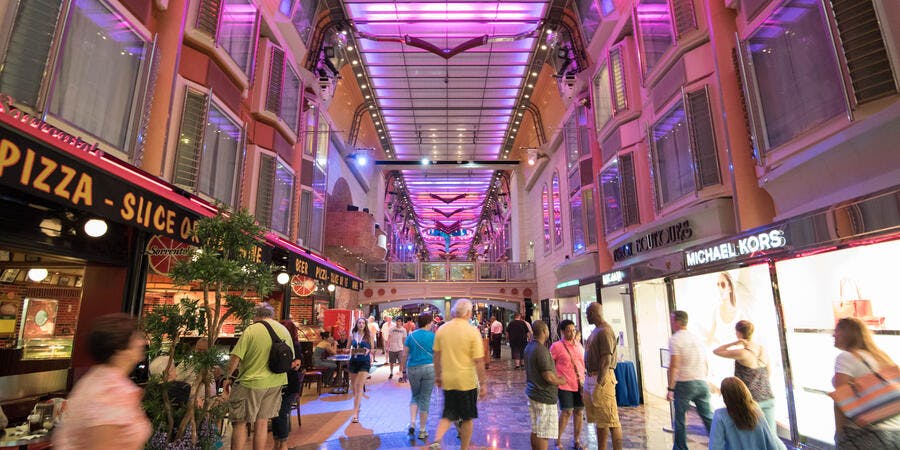 Royal Promenade on Freedom of the Seas (Photo: Cruise Critic) Royal Promenade on Freedom of the Seas (Photo: Cruise Critic)