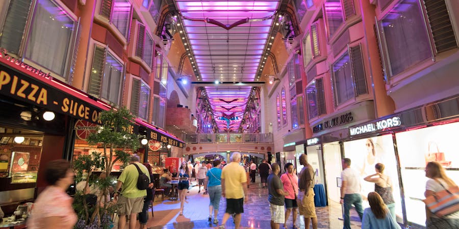 Royal Promenade on Freedom of the Seas (Photo: Cruise Critic) Royal Promenade on Freedom of the Seas (Photo: Cruise Critic)
