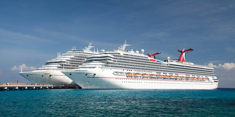 Cruise ships in port (Photo: Cruise Critic) Cruise ships in port (Photo: Cruise Critic)