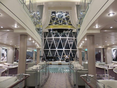 Dazzles Bar on Allure Of The Seas [ Great Spot ]