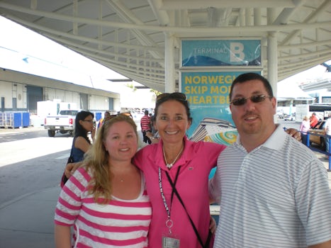 Saying farewell to new friends at Miami port. Hope to see them again