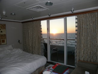 Once you have the AFT mini suite there is no return to midship!