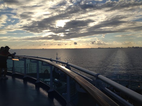 Sail away from Port Everglades