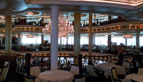 Main Dining Room (4th Deck)