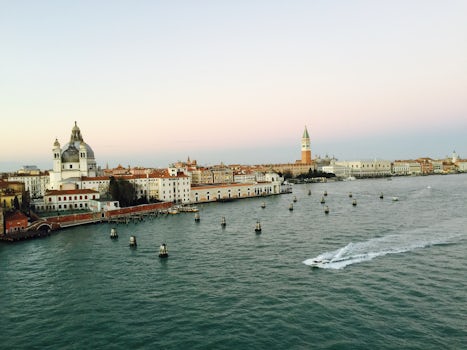Venice sailaway