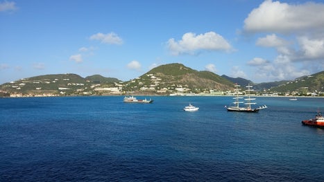 Woke up this view of St. Martin.