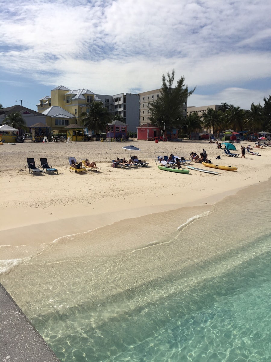 Nassau - Junkanoo Beach