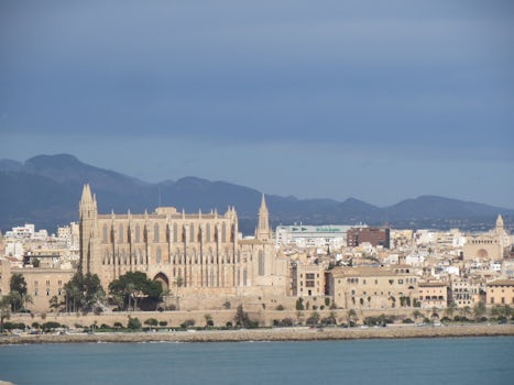 Palma Cathedral from the ship