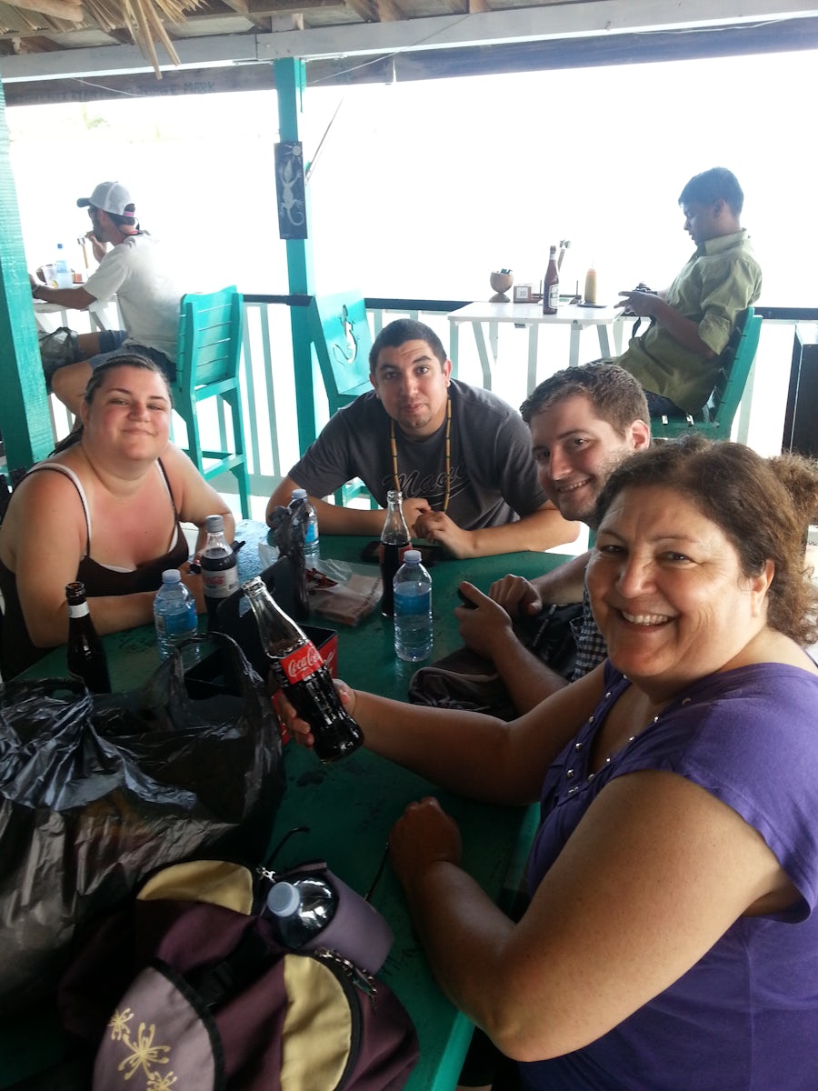 Lunch at The Wet Lizard in the Belize shopping area near the port. Inexpensive good eats!