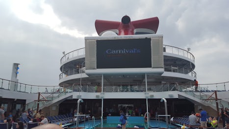The lido deck. The bars are to either side. The slide is behind me.