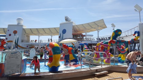 Children's water park on the ship