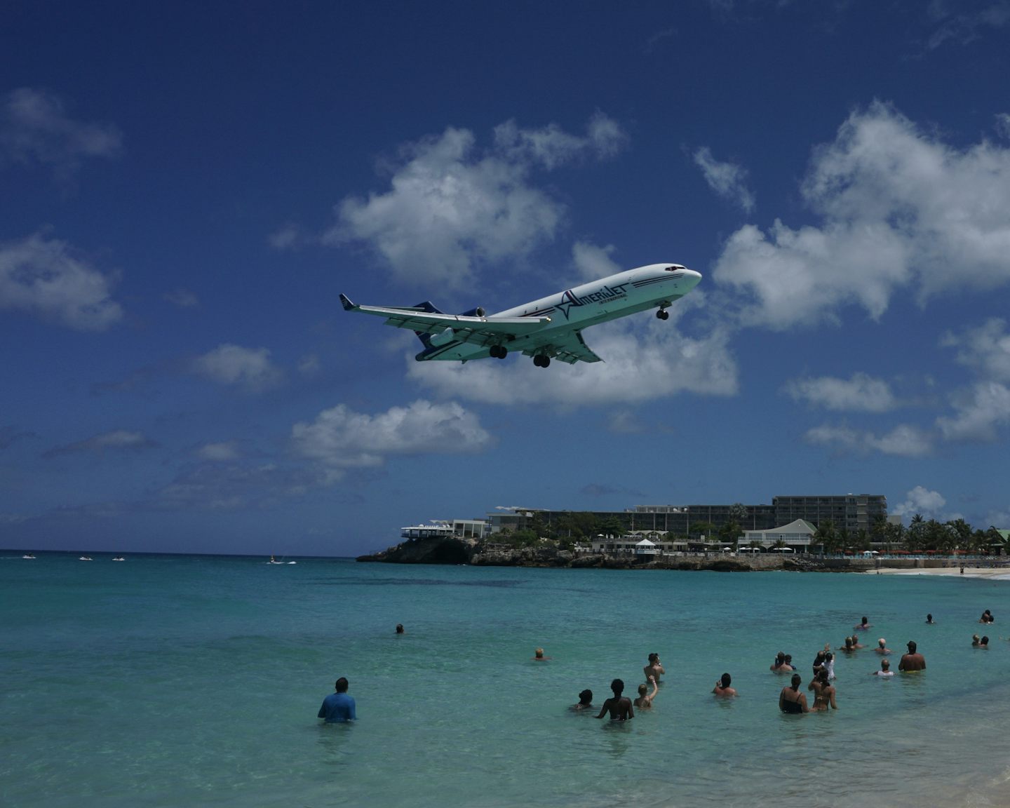 Loved watching the planes on Maho Beach!