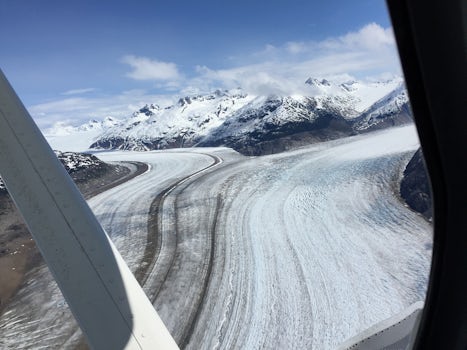 Glaciers in Glacier Bay (Skagway air tour)