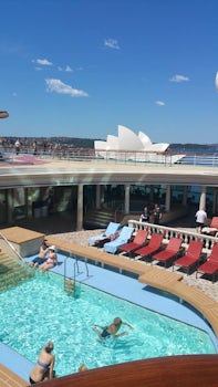beautiful view of Sydney and the boat.