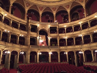 Budapest opera house - optional excursion