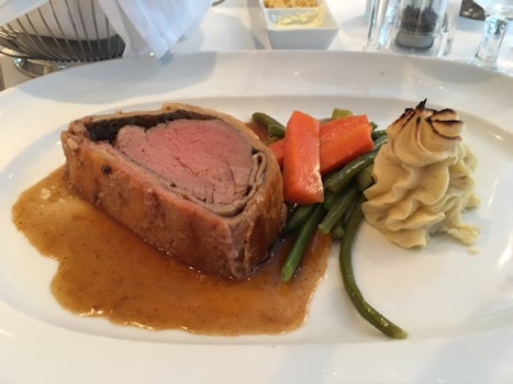 Beef Wellington served during 2nd Evening Chic (Fri)