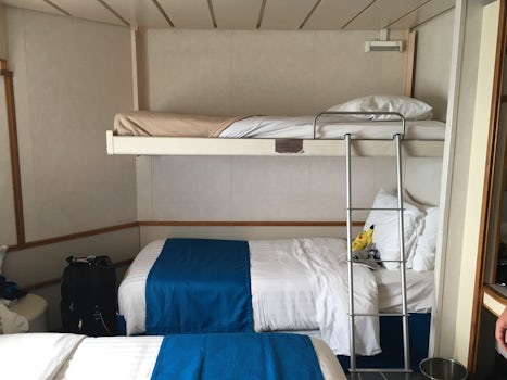 Bunks in cabin 8164.  Booking sites say room is only for 3 people, but you