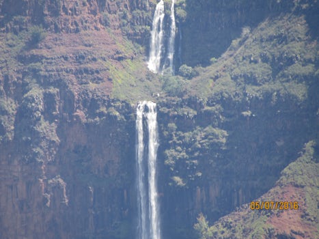 Waimea Canyon Double Waterfall