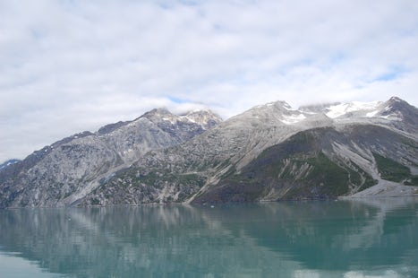 Scenic Glacier Bay 2