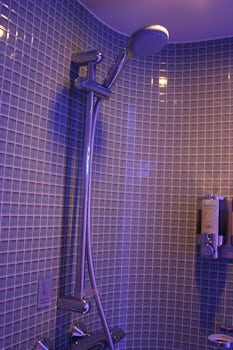 Shower in my Studio cabin (10527)