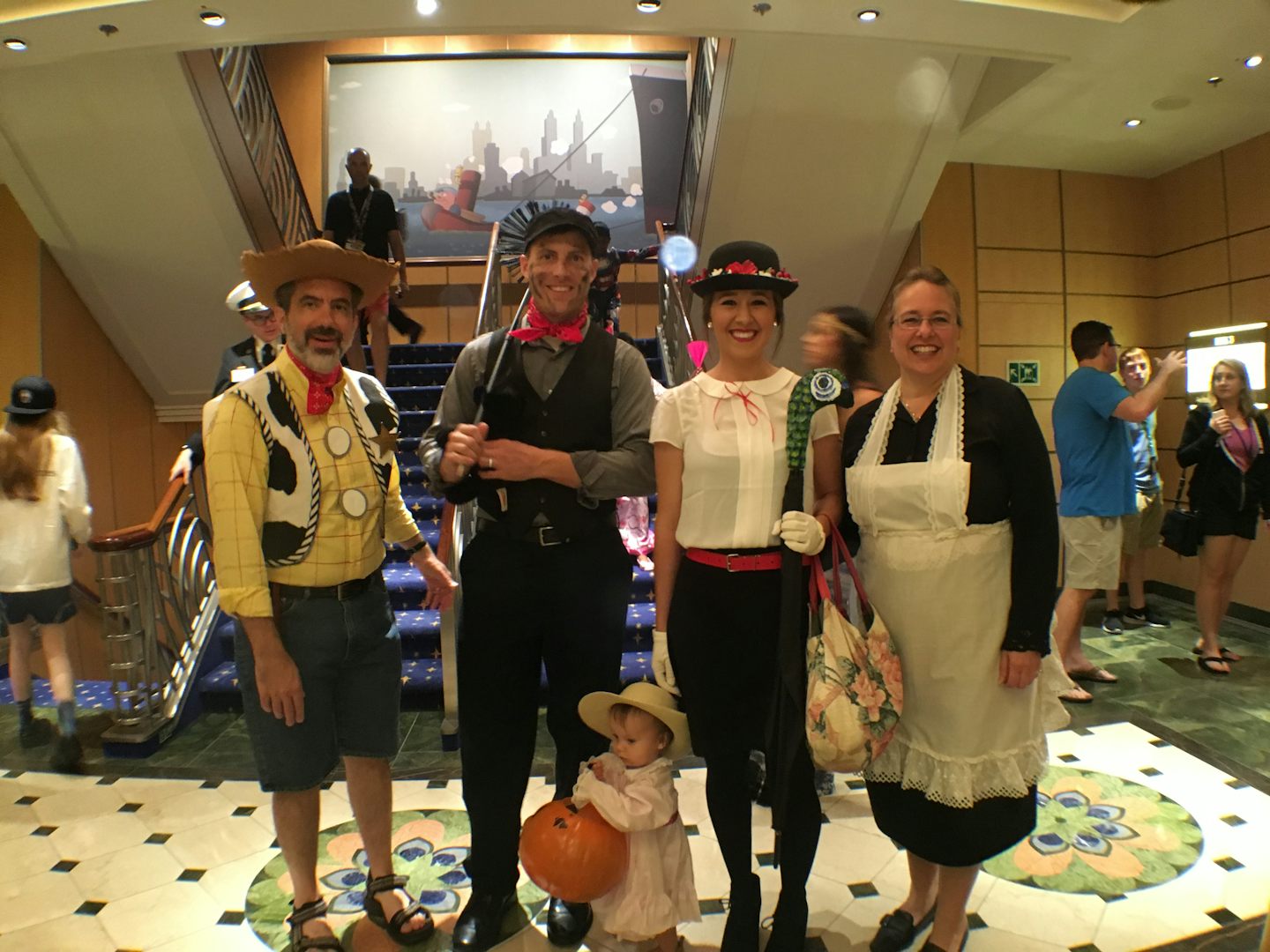 Great Mary Poppins family on Halloween.