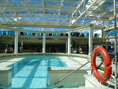 The Glasshouse on TUI Discovery.