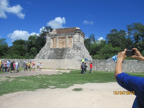 Chichen-Itza Mayan Ruins..