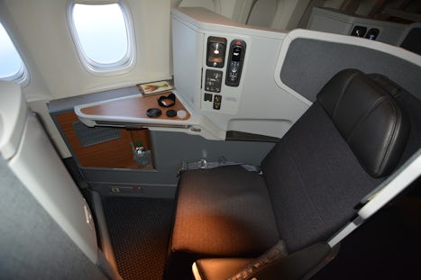 American Airlines business class seat