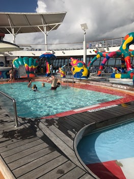Kids area for swimming was fantastic!