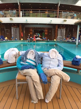 They did a towel people/creature morning on the Lido deck. It was so fun to