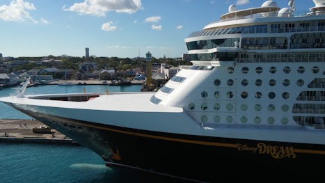 Disney Cruise Lines Docked at Nassau Saturday 10/22