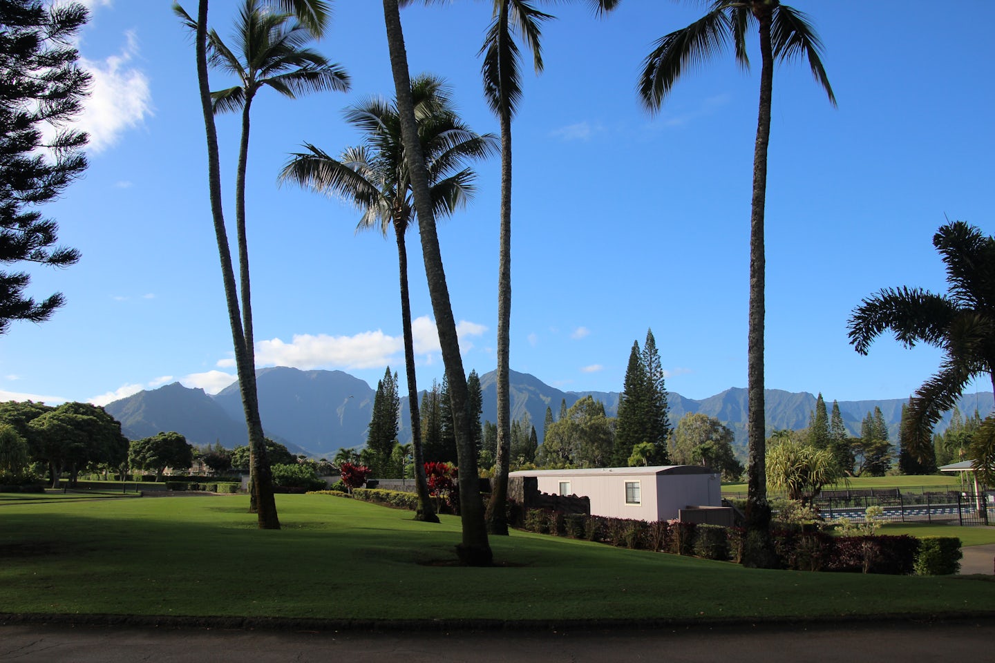 Kauai is beautiful .,. along the East and North shores