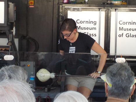 Corning Glass Show