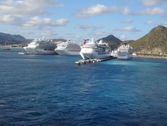 As we were leaving St. Martin, there were 5 Ships in dock that day.  HUGE S